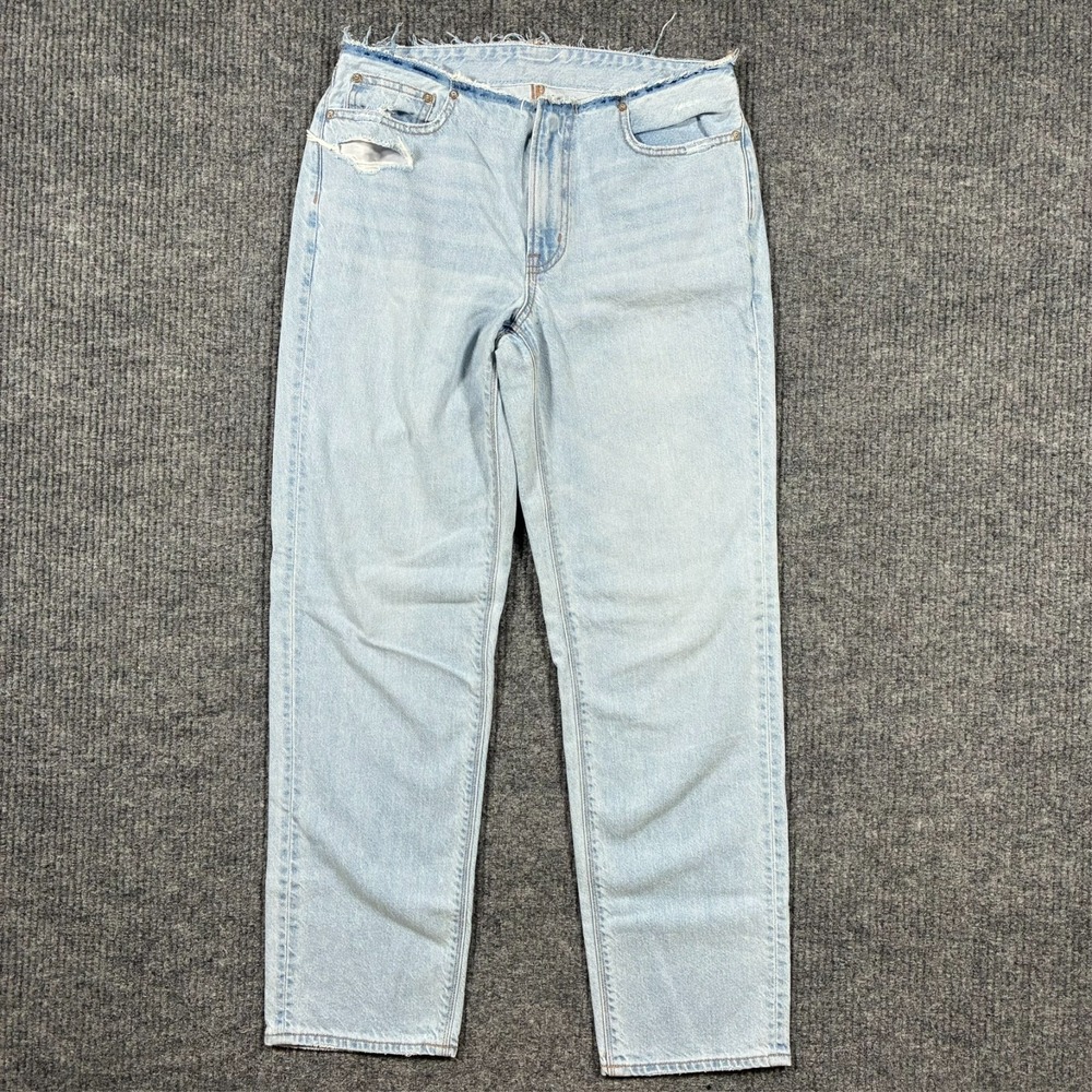 American Eagle Womens Straight Jeans Size 6 Light Wash Waist Distressed Low Rise